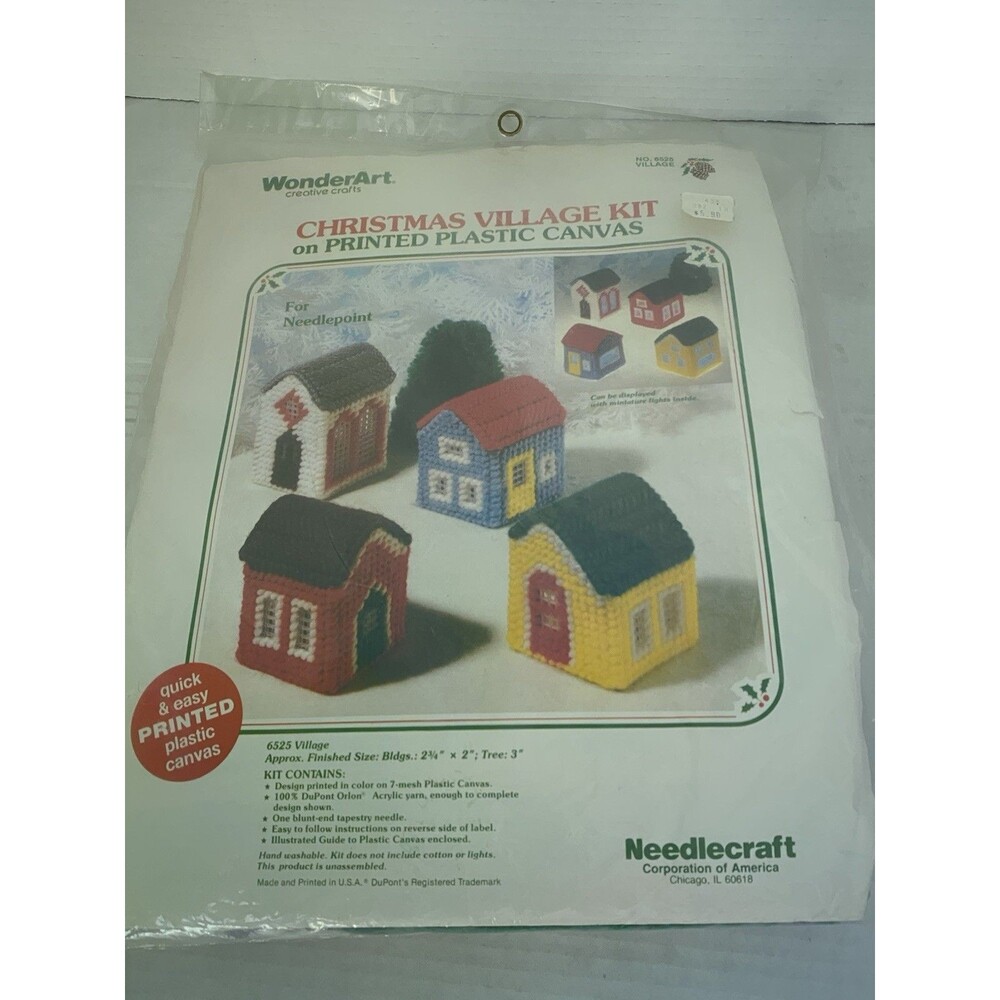 Design Works  Winter Village Plastic Canvas Kit #3312 Christmas 7 Houses